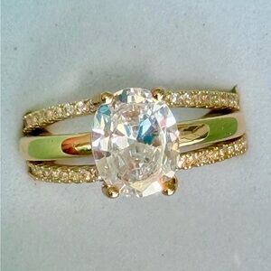 NWOT 3PC Stunning Golden Tone Bridal Set Oval 2.5ct Simulated diamonds ring 7